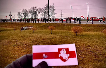 Minskers Lined Up In Solidarity Chain At Minsk Ring Road