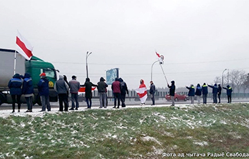 Минчане вышли протестовать на МКАД