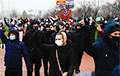 Бесконечные потоки протестующих на улицах Минска