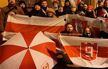Belarusians Of St. Petersburg Took Part In Traditional Protest Rally
