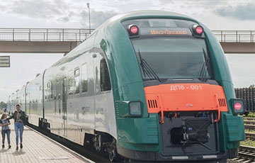 Нового поезда «Пинск-Минск» еще нет, а билеты уже подорожали на четверть