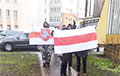 Жители улицы Гвардейской в Минске уже вышли