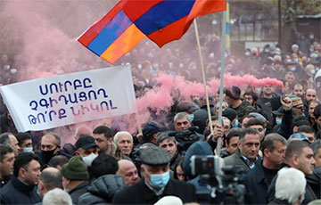 Армянская апазіцыя заклікала да агульнанацыянальнай забастоўкі