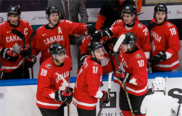 Канада разгромила Россию в полуфинале молодежного ЧМ по хоккею