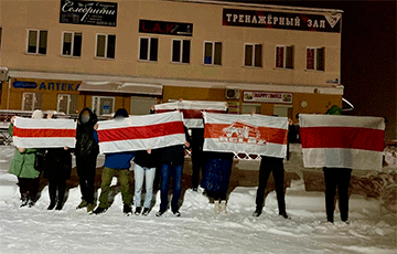 Работники БелАЗа присоединились к вечерним протестам