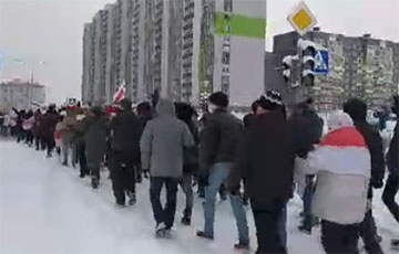 Минское Сухарево вышло на грандиозный марш