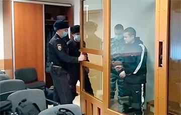 В России вынесли приговор солдату, расстрелявшему сослуживцев