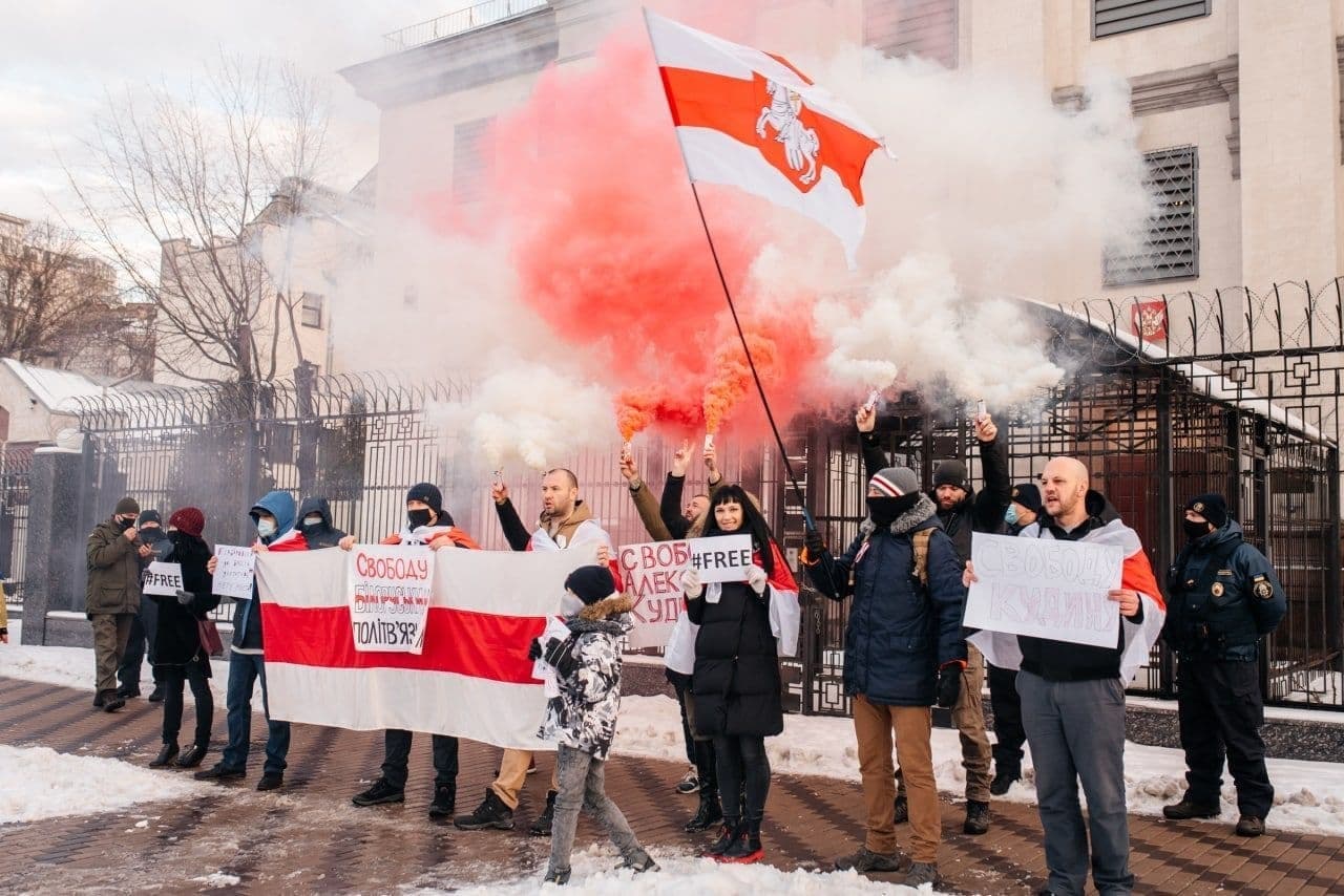 Киев на проводе телеграм