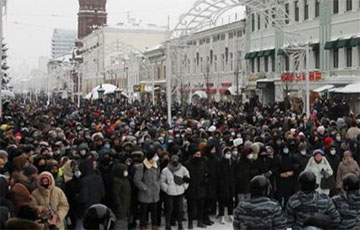 «МБХ медыя»: У акцыях у падтрымку Навальнага па ўсёй РФ узялі ўдзел мінімум 110 тысяч чалавек