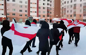 «Уважаемые дворы, ваш выход!»