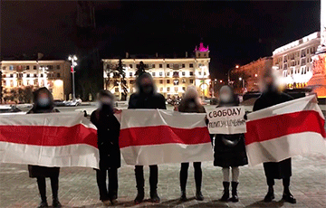 «Заводы, не молчите, а режим мочите!»