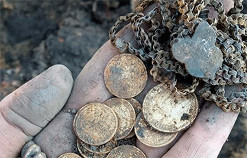 В центре Минска нашли клад из 24 царских золотых монет