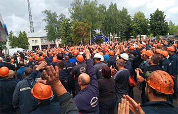 Активист из Новополоцка: Сотрудников «Нафтана» готовят к тому, что скоро будут сокращения и урезания зарплат