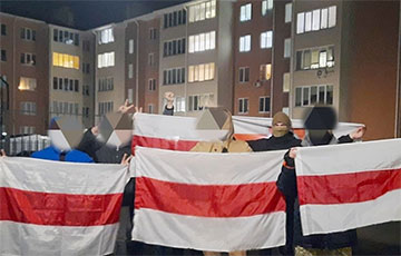 Партизаны новой Боровой вышли на акцию в поддержку смелых белорусок