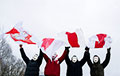 Партизаны Семково вышли на акцию и поздравили свободных белорусок