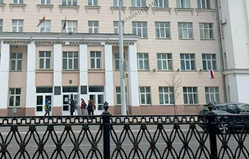 BSEU Students Hung Up White-Red-White Flags Right In Center Of Minsk