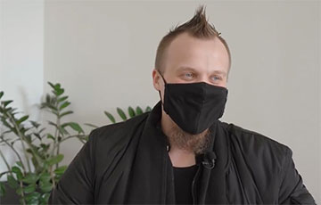 «Пассажир сел за заднее сиденье по диагонали, левую ногу забросил на ручник»