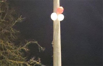 Hrodna Partisans Decorate City With White-Red-White Balloons