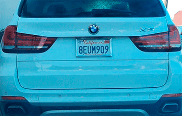 В Гродно сфотографировали BMW X5 с калифорнийскими номерами