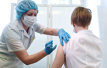 Minsk Polyclinics Started Vaccinating Against COVID-19