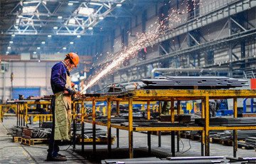 Belarusian Industry Is Drowning in Billions of Debts