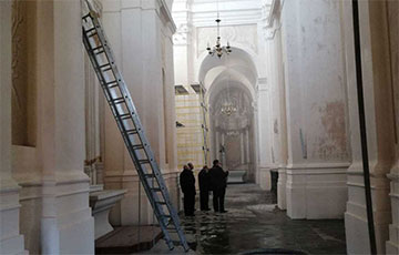 Fire In Budslau Cathedral Extinguished