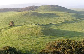 Ученые раскрыли тайну перевернутых вверх ногами людей в курганах Великобритании