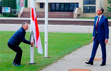 Яшчэ ў адным літоўскім горадзе ўзнялі нацыянальны сцяг Беларусі