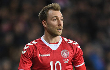 Футболист сборной Дании потерял сознание во время матча Евро-2020 с командой Финляндии