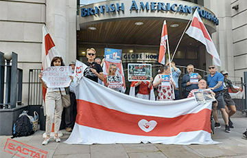 Belarusians Demanded Tough Sanctions Against Regime At Rally In London
