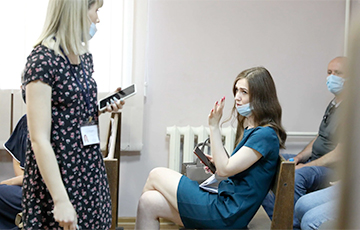 В Минске начали судить женщину, которая отказалась сдавать квартиру помощнице прокурора