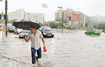 Ten Most Impressive Photos, Videos Of Yesterday's Flood