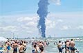 На крупнейшем нефтеперерабатывающем заводе в Румынии произошел взрыв: видео