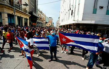 На Кубе ўспыхнулі масавыя пратэсты