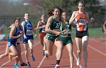 Стали известны новые скандальные истории о тренере, который принуждал Тимановскую вернуться в Минск