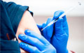 Амаль дзве траціны немцаў падтрымліваюць прымусовую вакцынацыю