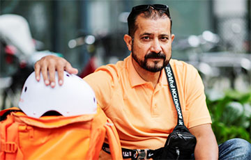 Из правительства в курьеры: история экс-министра из Афганистана, который уехал в Германию