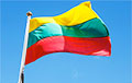 Литва создала возможность белорусам просить убежища в посольстве страны в Минске