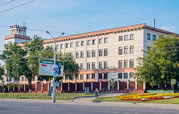 Minsk Bakery Drivers Go On Strike for the Second Day