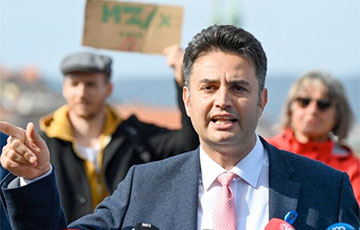 Кто такой Марки-Зай, который поведет оппозицию Венгрии на выборы?