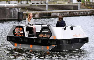 У Амстэрдаме з'явілася беспілотнае воднае таксі