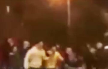 В Подмосковье без видимой причины произошла массовая драка: видеофакт