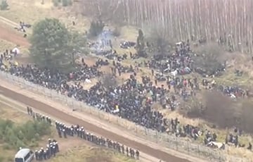 Польша объявила режим боевой готовности на границе с Беларусью