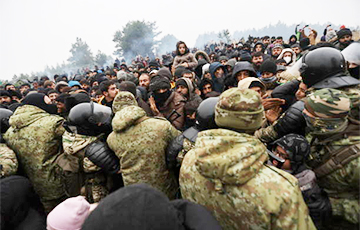 The Belarusian Military Brought the Attackers in Trucks: New Details of the Attack of Migrants With a Knife Near Bialowieza