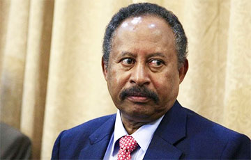 В Судане договорились о возвращении Хамдока на должность премьера и освобождении политзаключенных