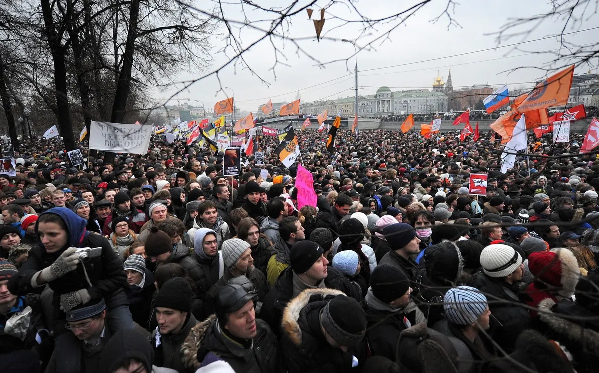 Декабрь 2011 года. Митинги на Болотной площади 2011. Митинг на Болотной 10 декабря 2011. Болотная площадь 2012 митинг. Болотная декабрь 2011 года Москва.