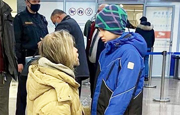 Кубинец, которого депортировали из Беларуси за участие в протестах, смог перебраться в Литву