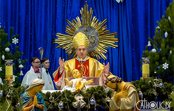 Арцыбіскуп Кандрусевіч: Збаўца, падымі сваю руку і благаславі нашу Бацькаўшчыну Беларусь