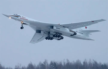Зачем России Ту-160М, который дорог и бессмыслен?