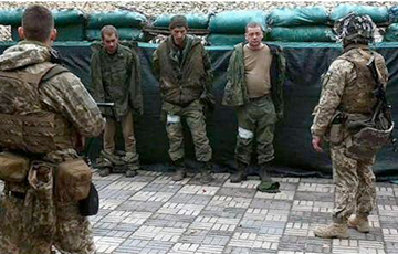 В Ахтырке большая группа военных РФ сдалась в плен украинцам